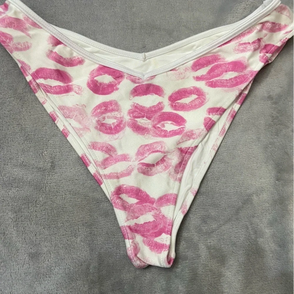 New! Frankies Bikinis X SYDNEY SWEENEY Enzo Cheeky Bikini Bottom 10719